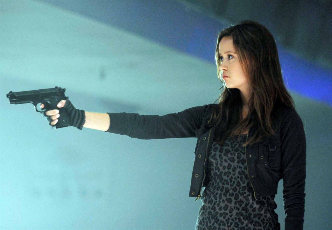 Summer Glau leaked wallpapers