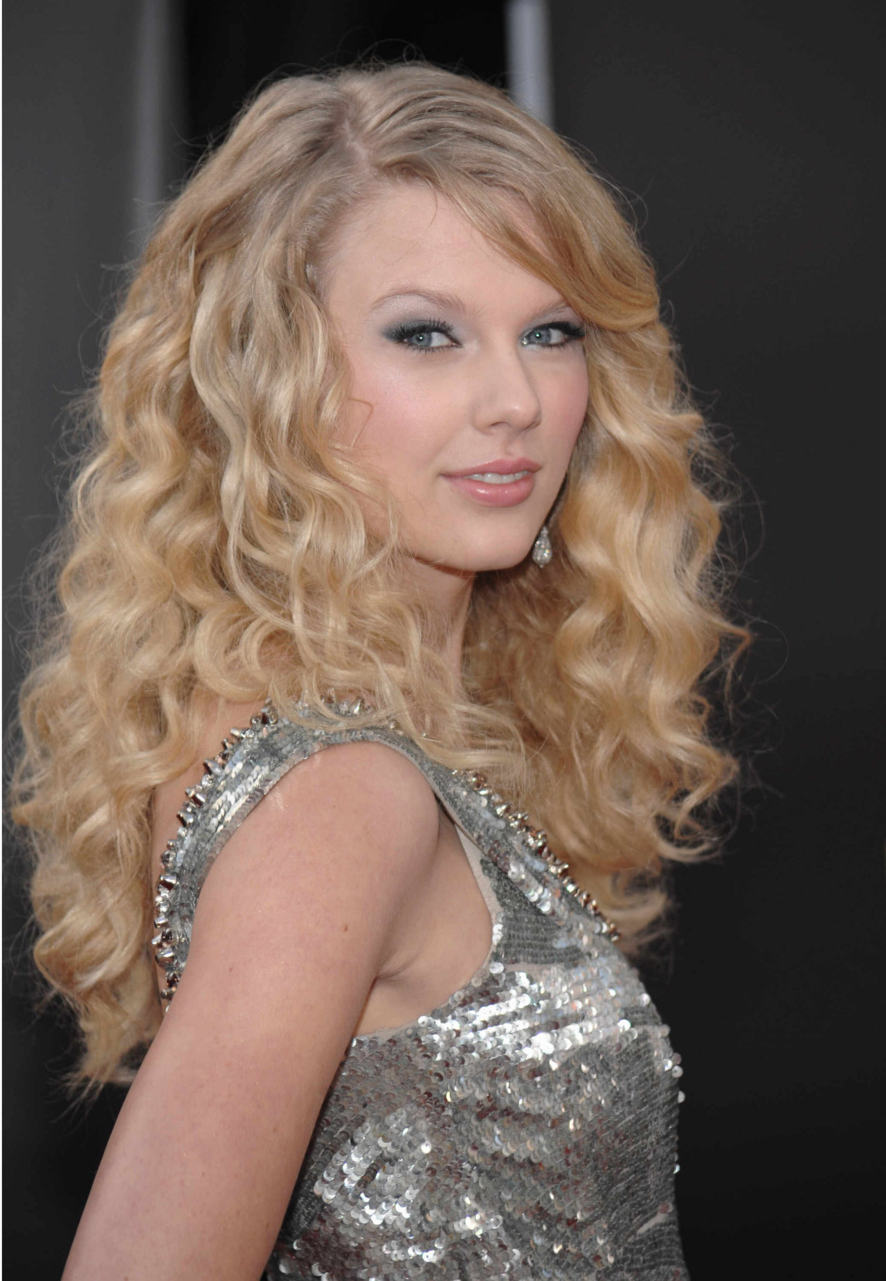 Taylor Swift leaked wallpapers