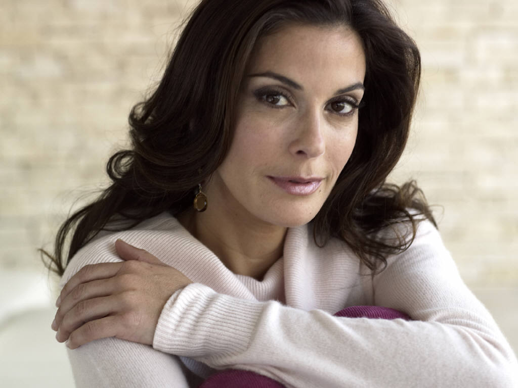 Teri Hatcher leaked wallpapers