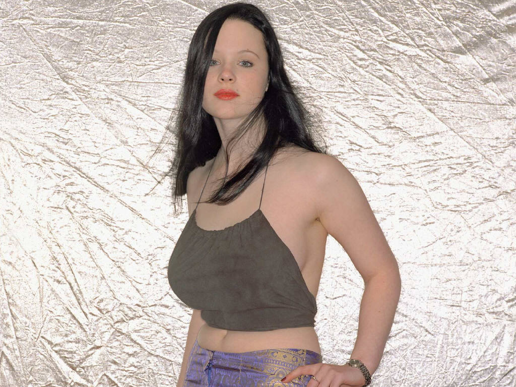 Thora Birch leaked wallpapers