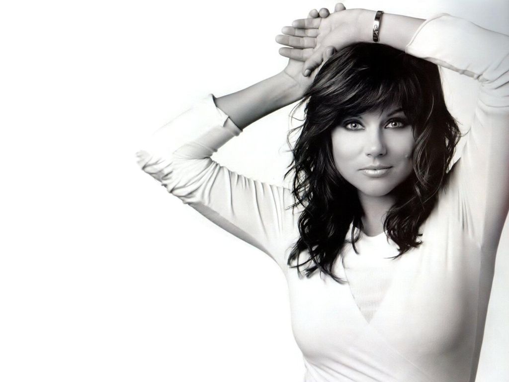 Tiffani Amber Thiessen leaked wallpapers