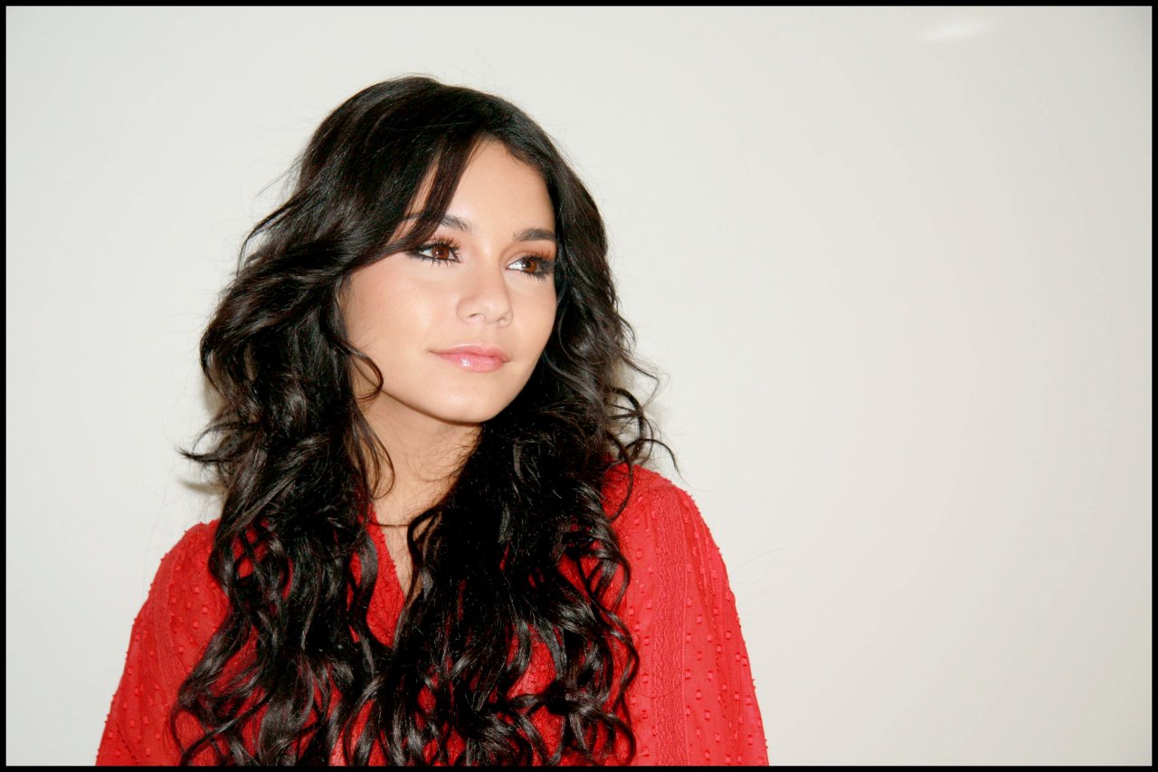 Vanessa Hudgens leaked wallpapers