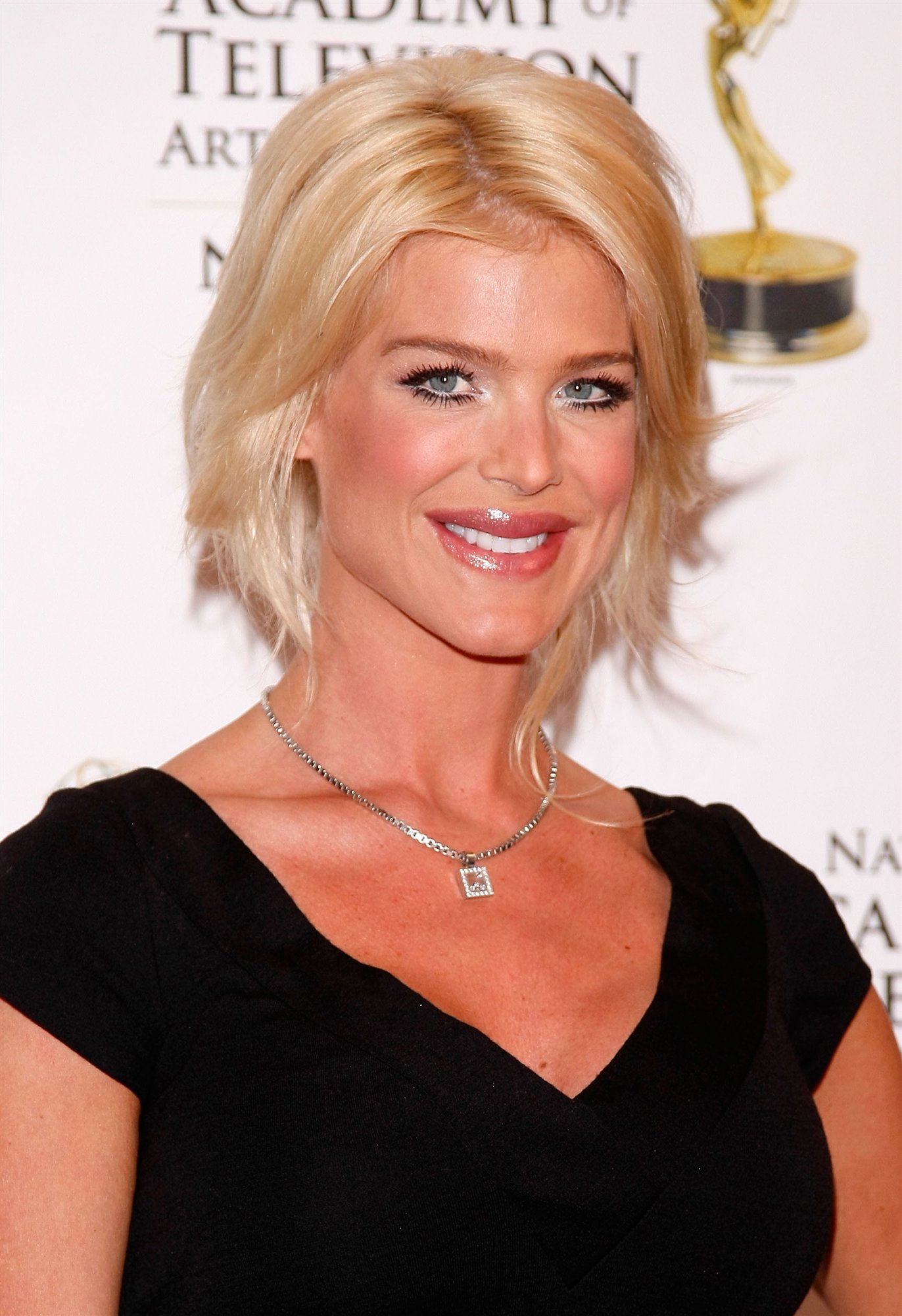 Victoria Silvstedt leaked wallpapers