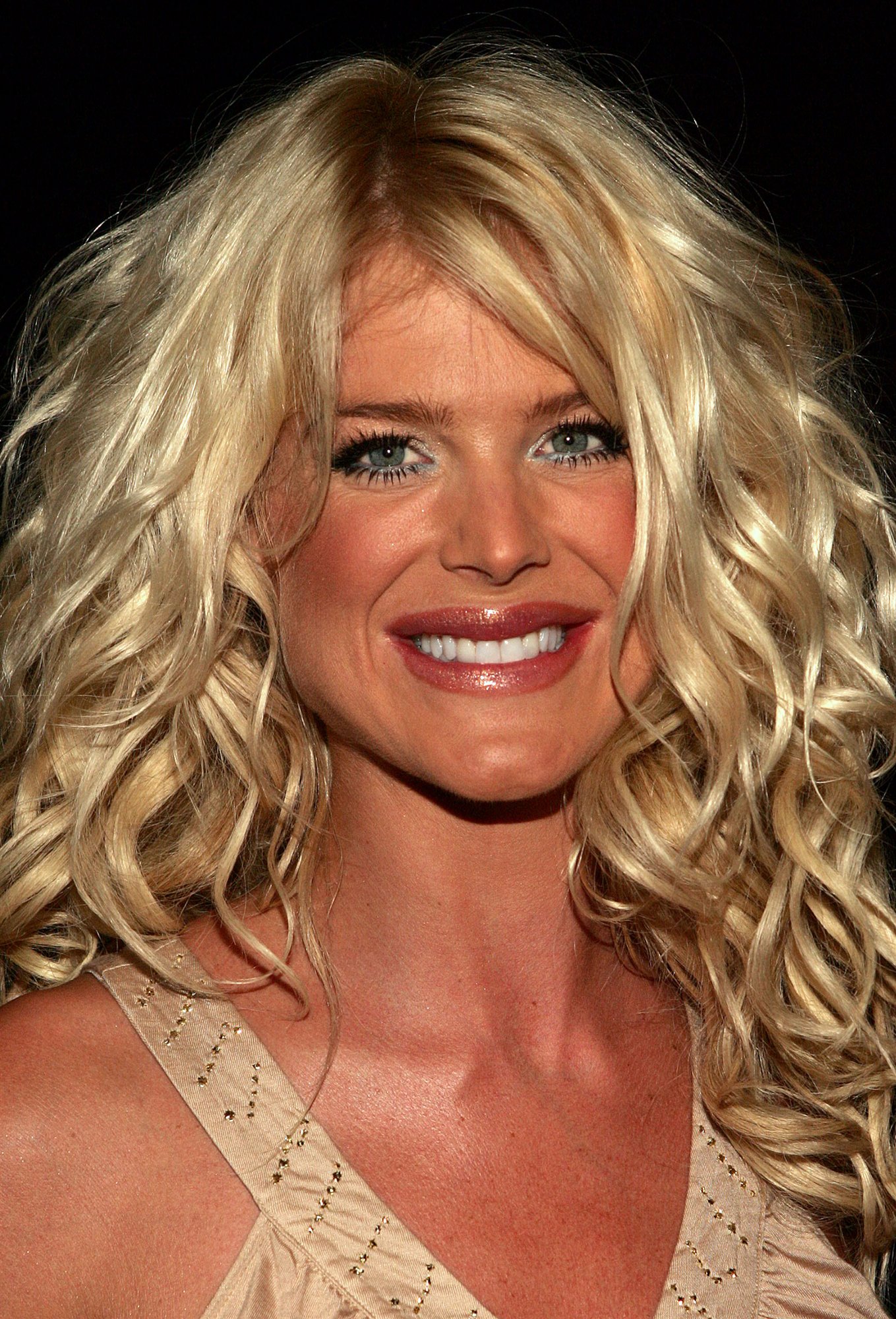 Victoria Silvstedt leaked wallpapers