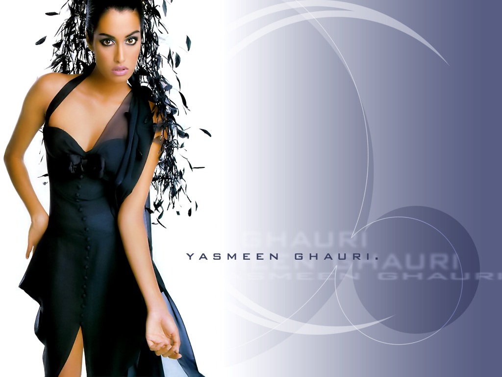 Yasmeen Ghauri leaked wallpapers