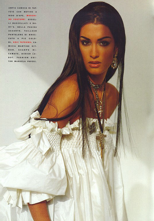 Yasmeen Ghauri leaked wallpapers