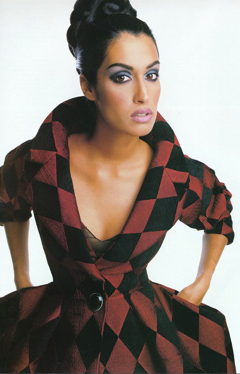 Yasmeen Ghauri leaked wallpapers